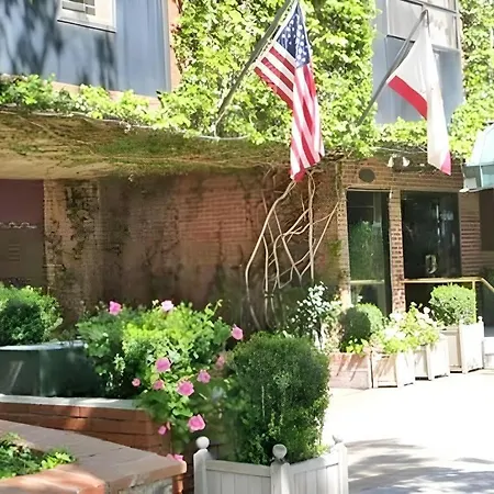Hilgard House Westwood Village